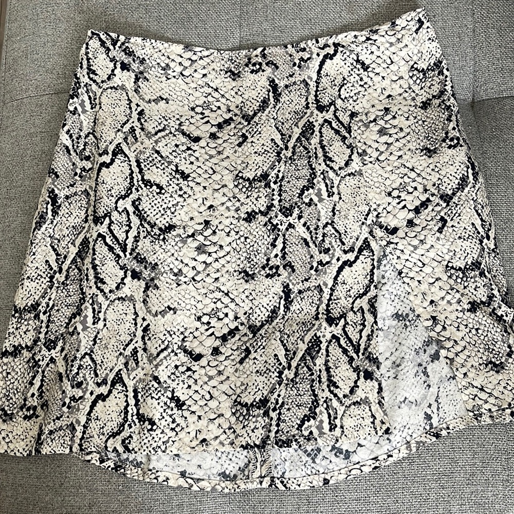 Reformation mini skirt